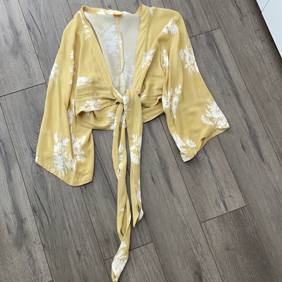 Wrap Top - Picture 3 of 7